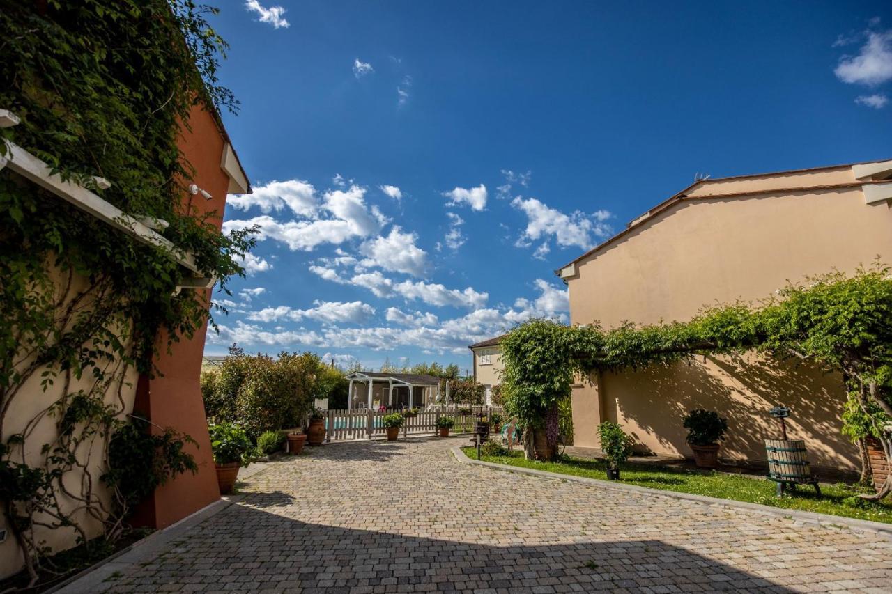 Aparthotel Il Tremarino Camaiore Exterior foto